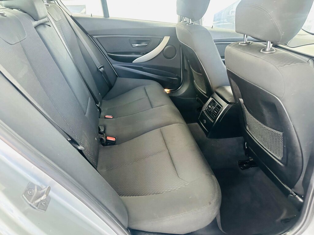 BMW 3 Series Saloon Silver #15