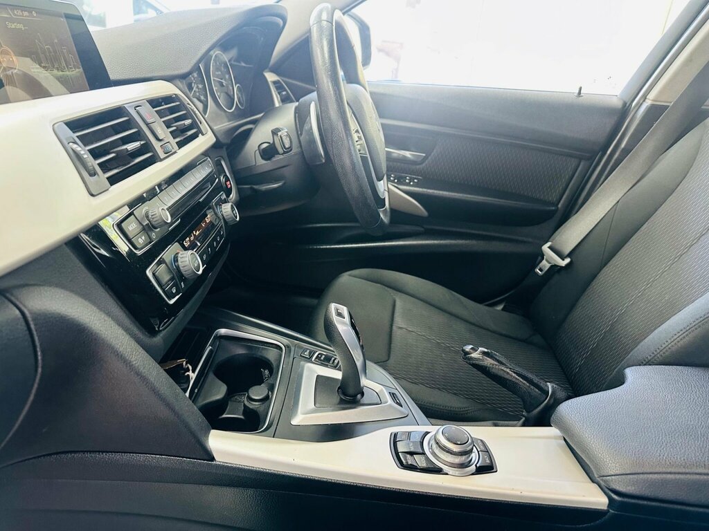 BMW 3 Series Saloon Silver #20