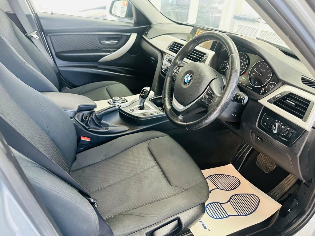 BMW 3 Series Saloon Silver #10