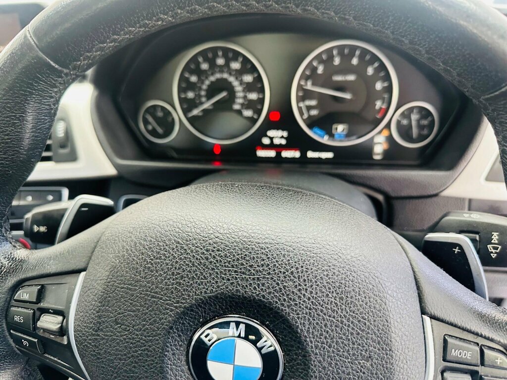 BMW 3 Series Saloon Silver #8