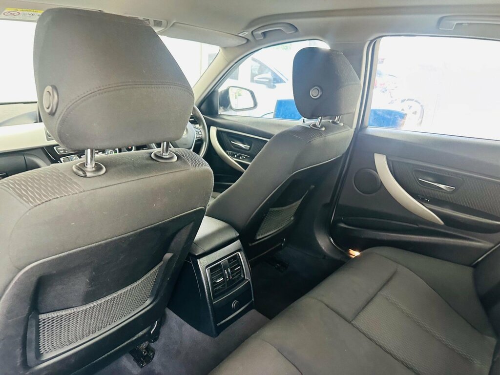 BMW 3 Series Saloon Silver #28
