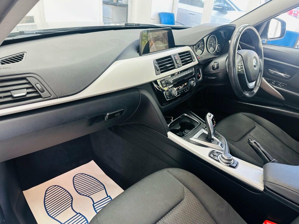 BMW 3 Series Saloon Silver #18