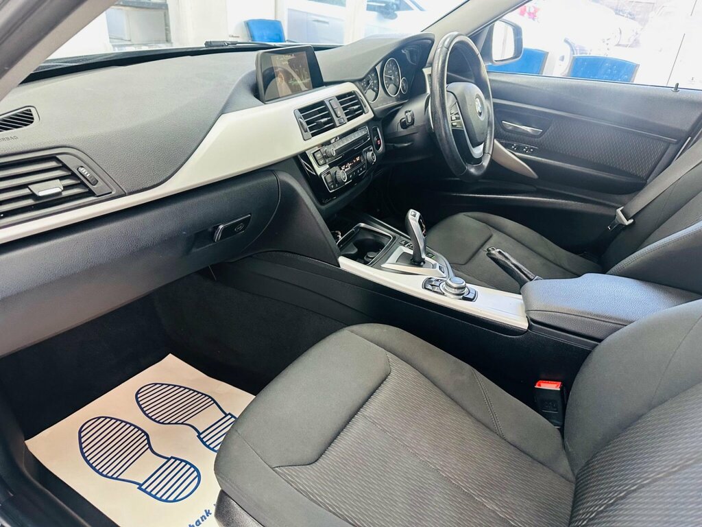 BMW 3 Series Saloon Silver #19
