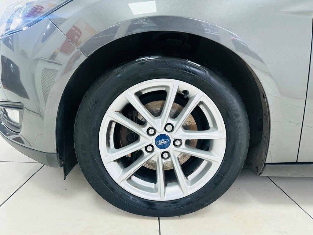 Ford Focus 1L Zetec Blue #10