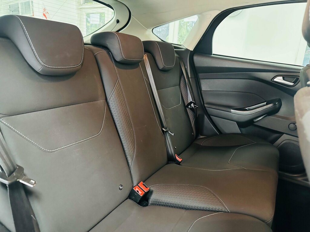 Ford Focus 1L Zetec Blue #25