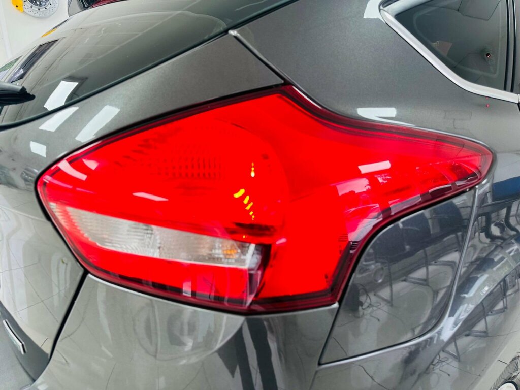 Ford Focus 1L Zetec Blue #31
