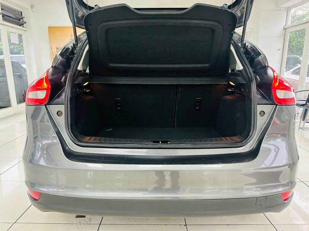 Ford Focus 1L Zetec Blue #33