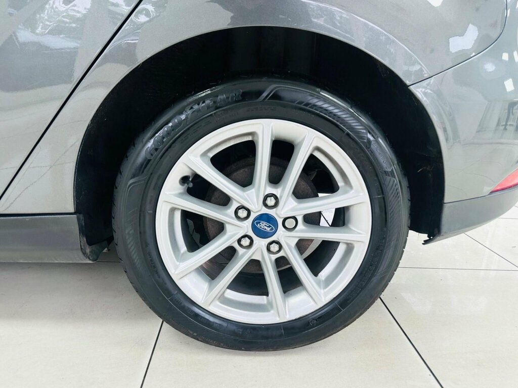 Ford Focus 1L Zetec Blue #11