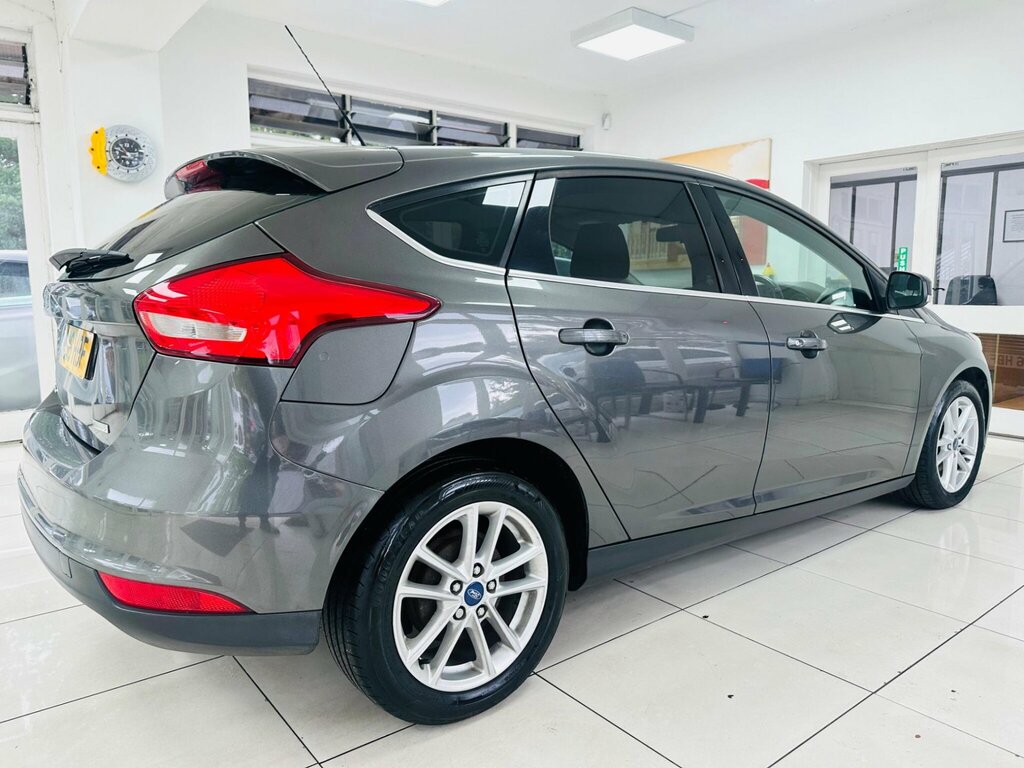 Ford Focus 1L Zetec Blue #24