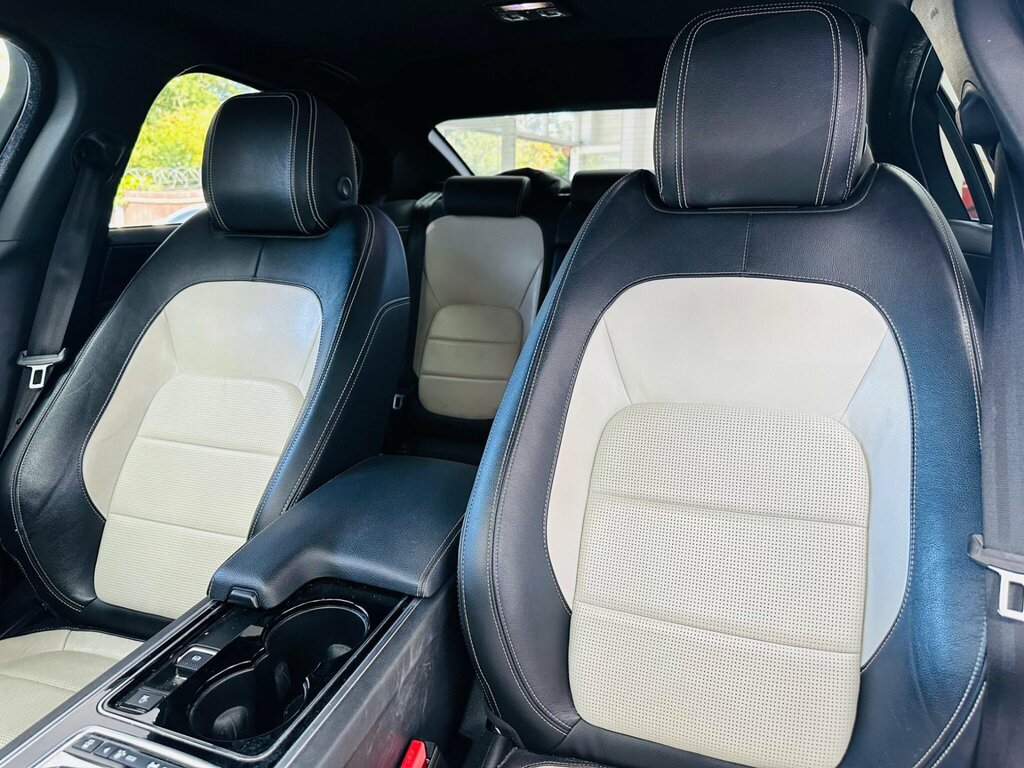 Jaguar XE 2.0 Ingenium Portfolio Silver #8