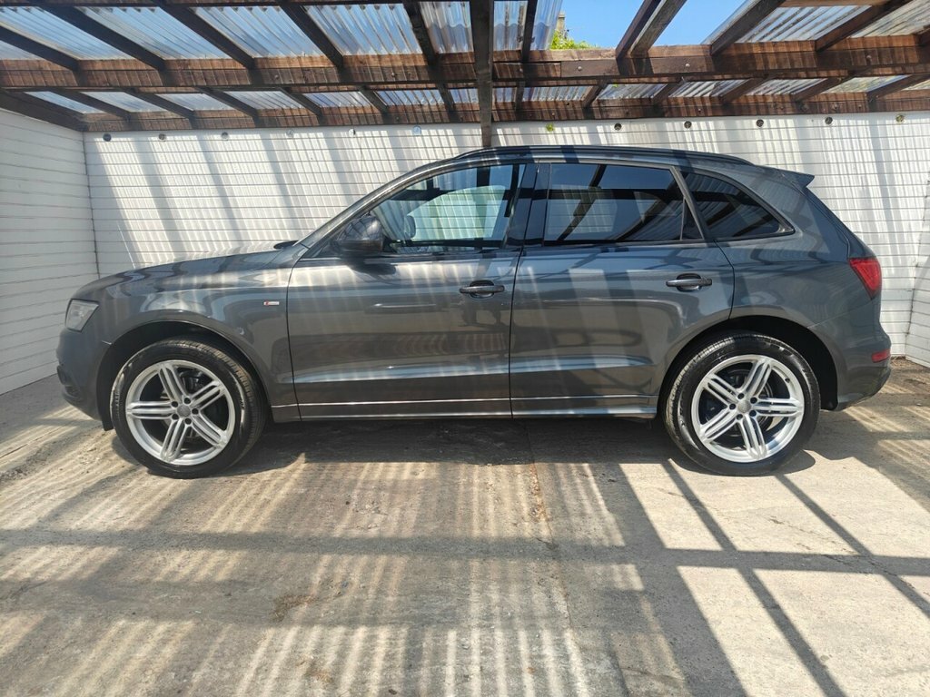 Audi Q5 2L S Line Plus Grey #3
