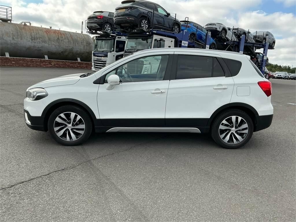 Suzuki SX4 S Cross 1L Sz-t White #3