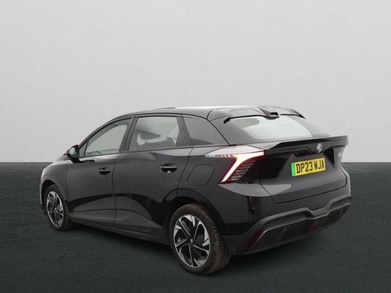 MG MG4 Hatchback Black #3