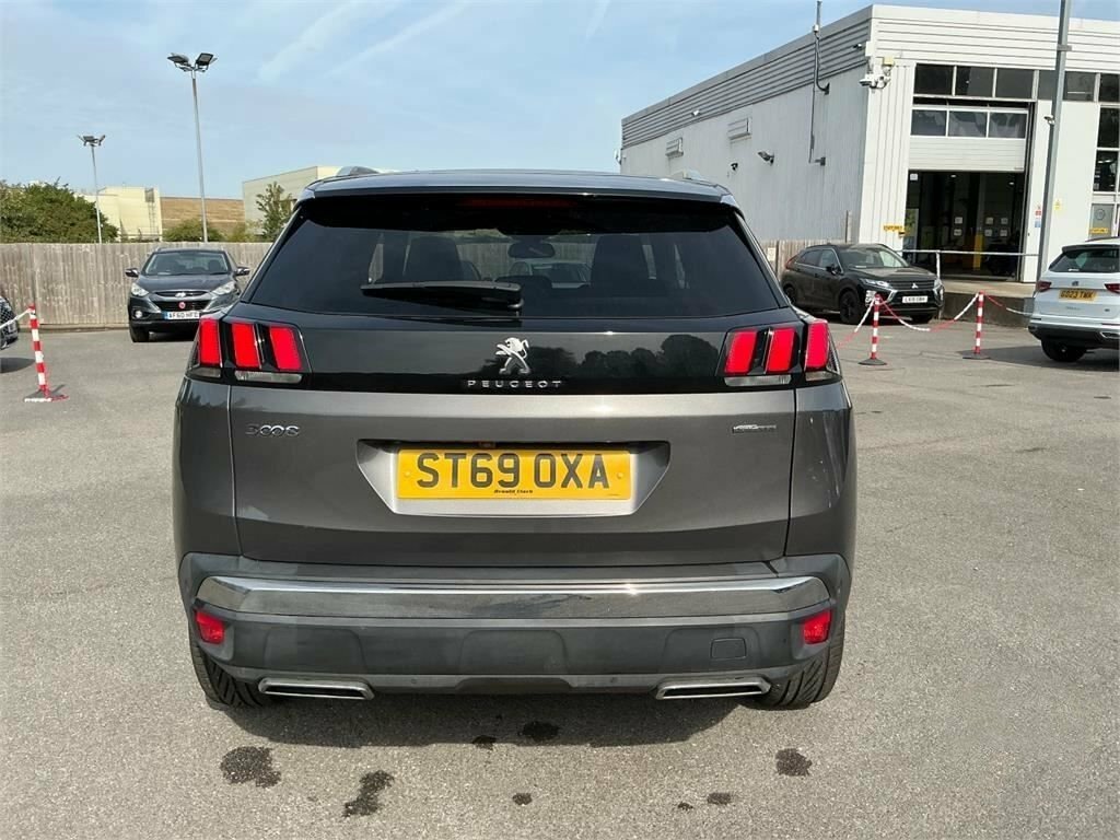 Peugeot 3008 1.5L Gt Line Premium Grey #5
