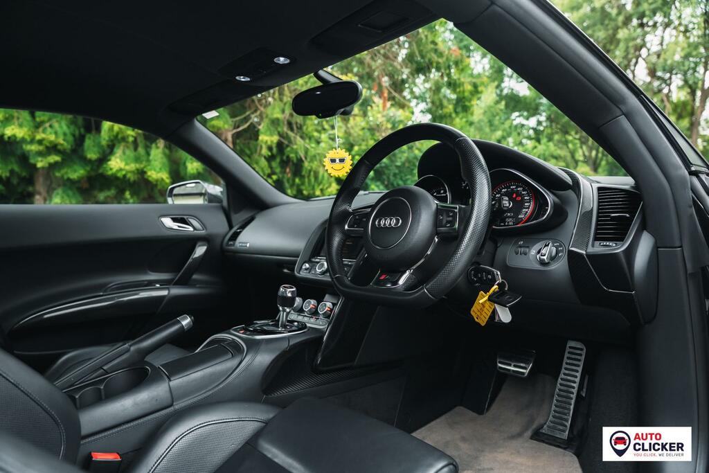 Audi R8 4.2L V8 Quattro Black #50