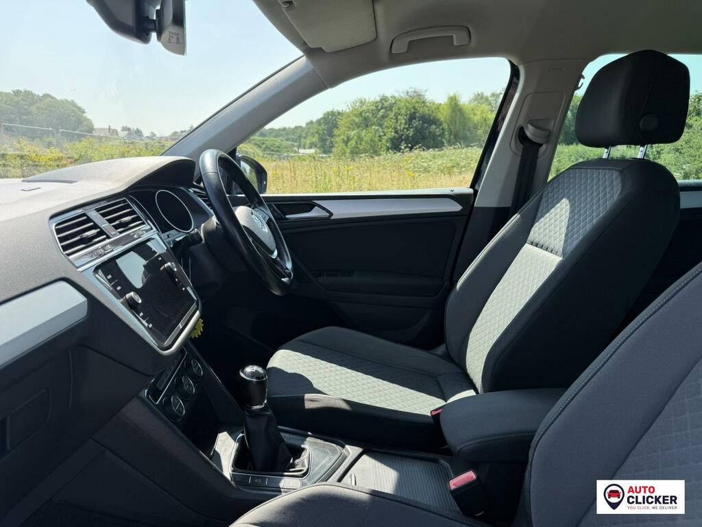 Volkswagen Tiguan 2017 Volkswagen Tiguan Se Nav 2.0Tdi Bmt Grey #32