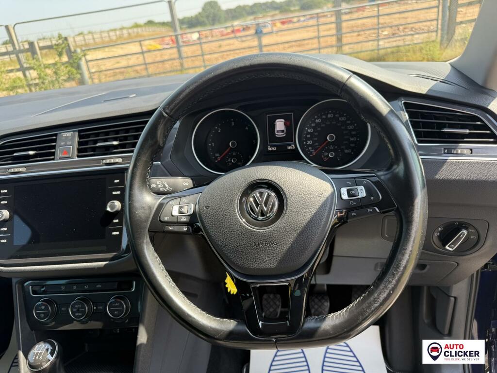 Volkswagen Tiguan 2017 Volkswagen Tiguan Se Nav 2.0Tdi Bmt Grey #21