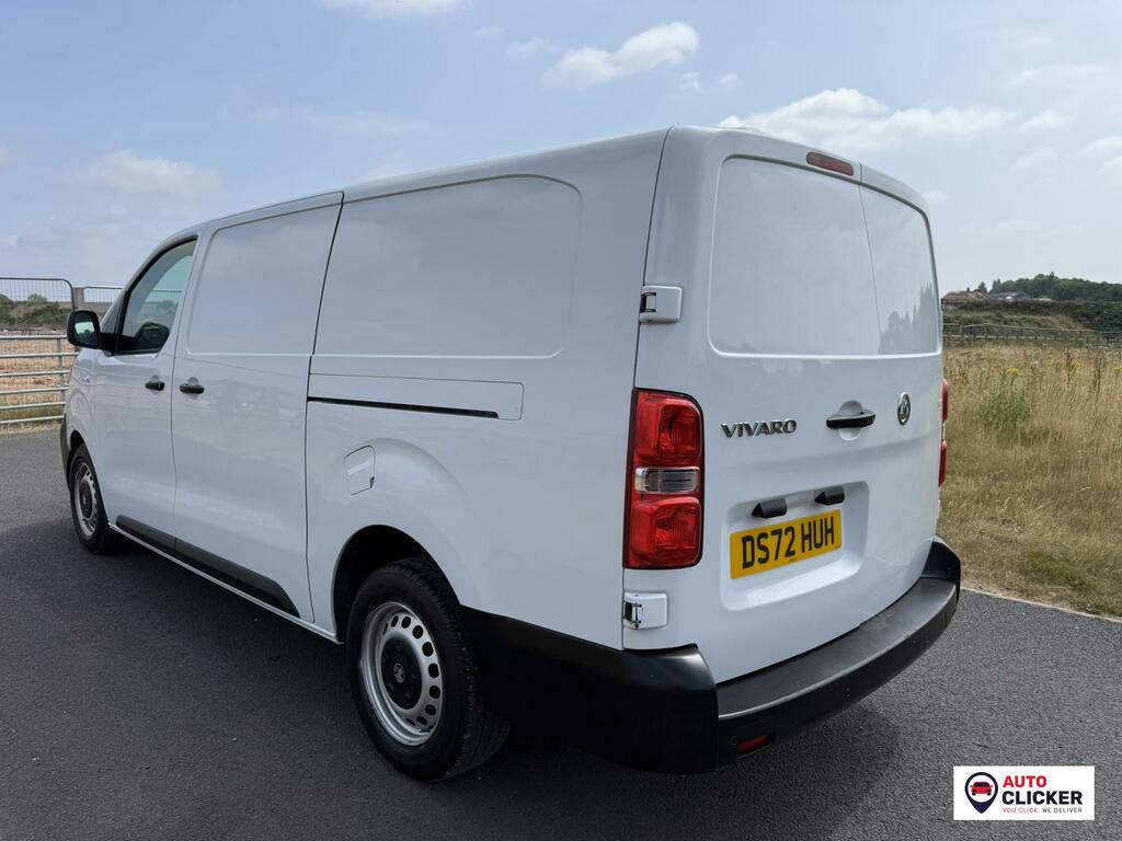 Vauxhall Vivaro Dynamic White #3