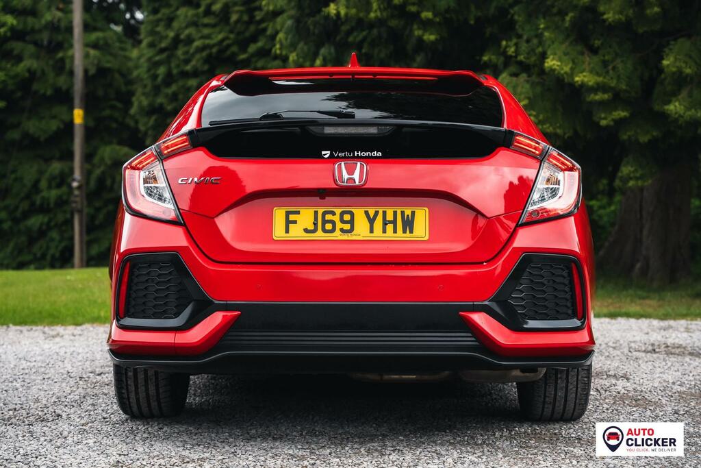 Honda Civic Sport Line Red #6