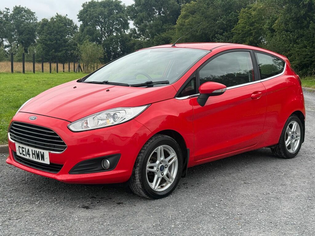Ford Fiesta 2014 1.25 Zetec Hatchback Euro 5 Red