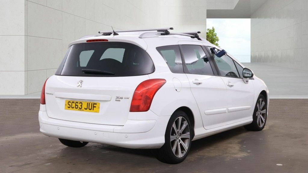 Peugeot 308 SW 2014 1.6 E-hdi Active Estate Eur White #3