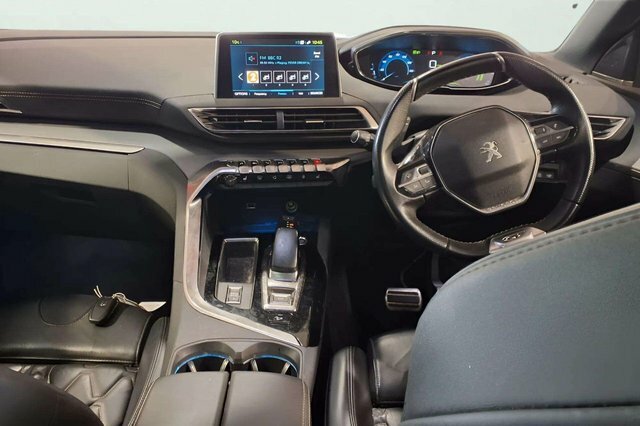 Peugeot 3008 1.2 Puretech Gt Line Premium Eat8 Black #5