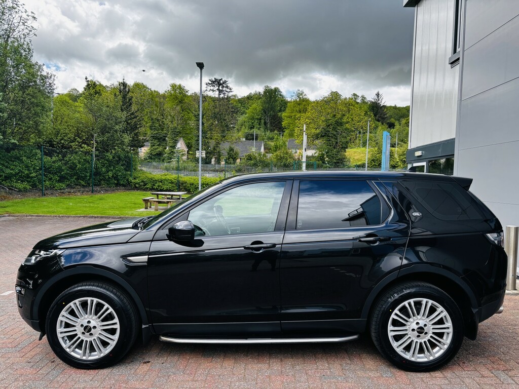 Land Rover Discovery Sport 2.0 Td4 Se Tech SX16FSV Black #6