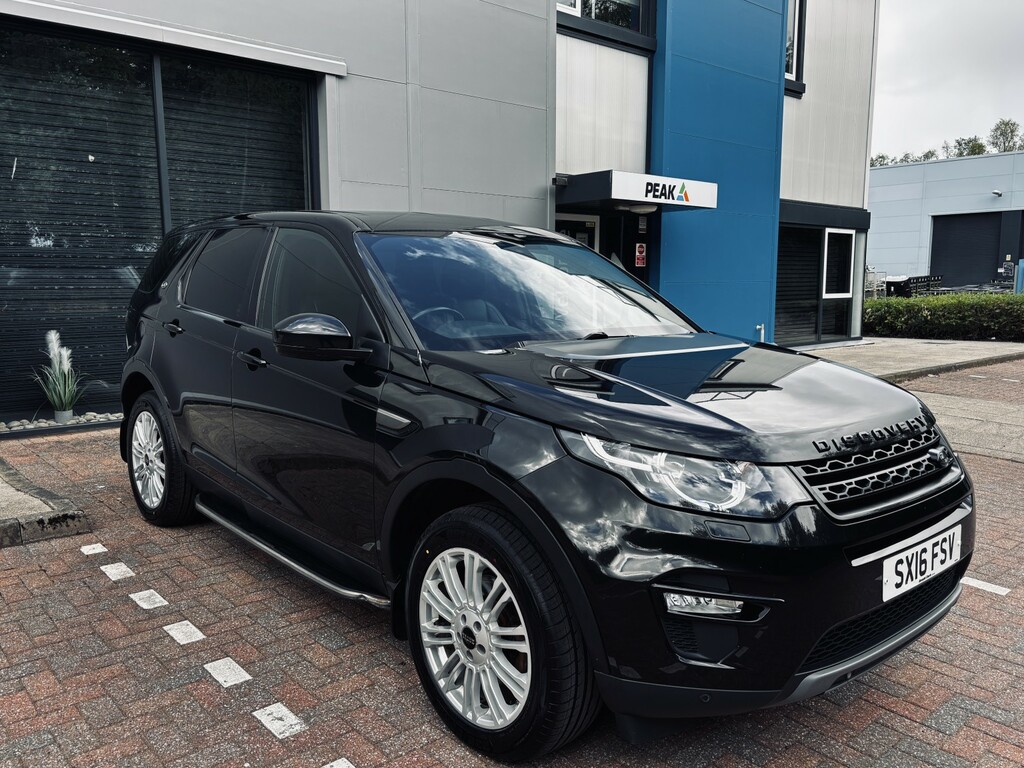 Land Rover Discovery Sport 2.0 Td4 Se Tech SX16FSV Black #3