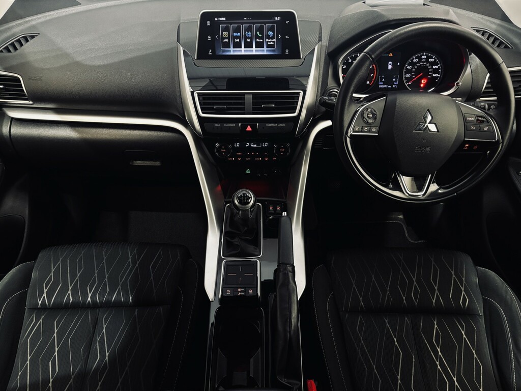 Mitsubishi Eclipse Cross 1.5 T 3 SG18SFX White #2