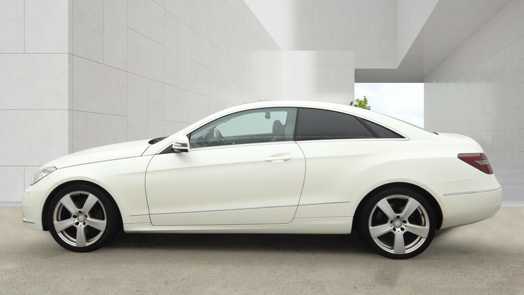 Mercedes-Benz E Class 2.1 E250 Cdi Blueefficiency Se White #6