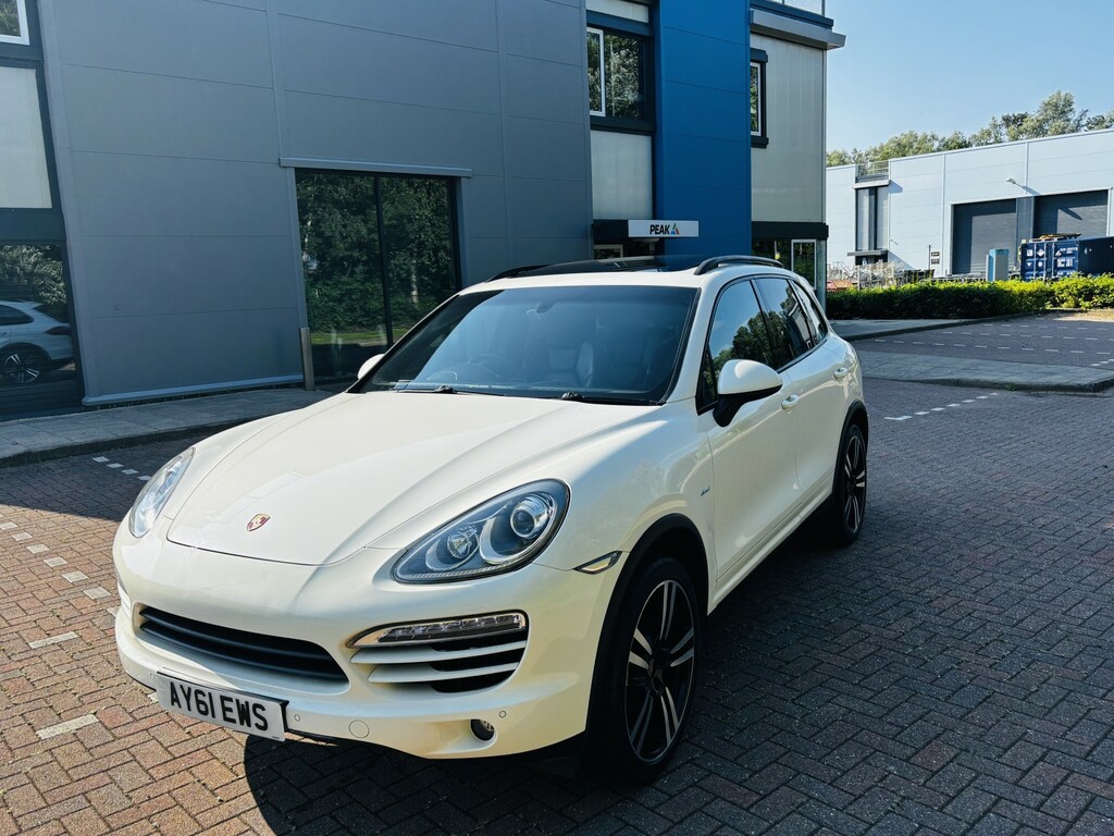 Porsche Cayenne 3.0 Td V6 AY61EWS White #2