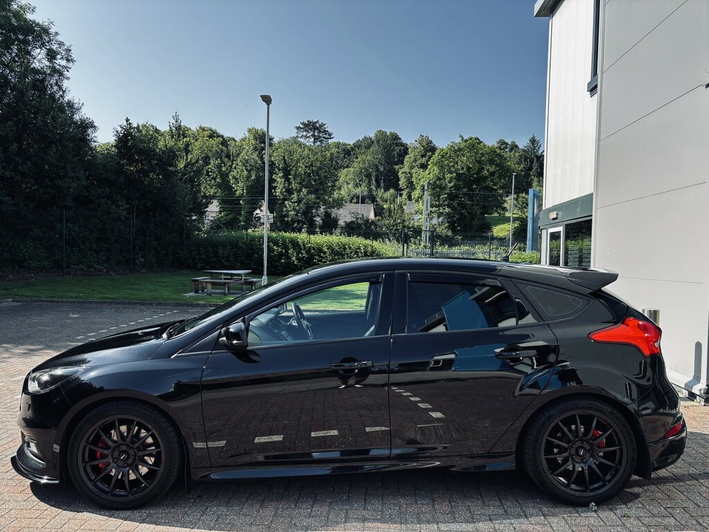 Ford Focus 2.0 T Ecoboost St-3 Y18RES Black #6