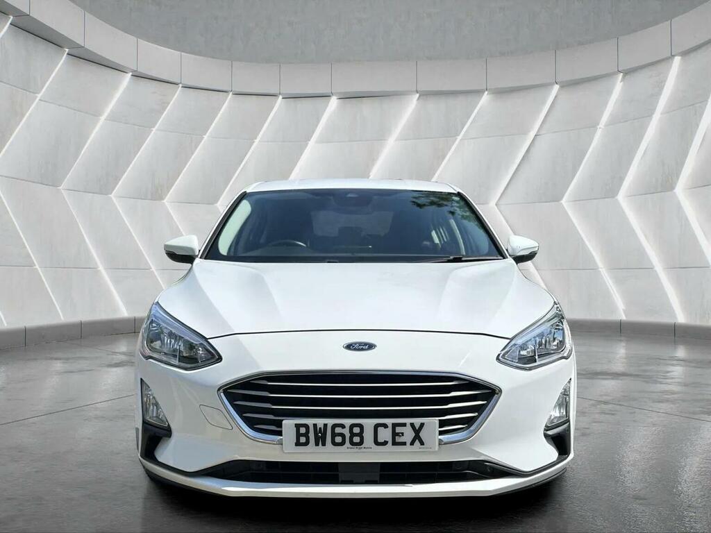 Ford Focus Hatchback 1.5 Ecoblue Zetec Euro 6 Ss 2019 BW68CEX White #2