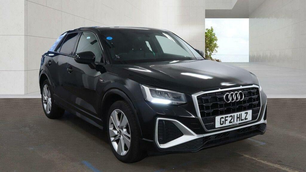 Audi Q2 1.5 Tfsi 35 Sport Suv S Tronic 150 Ps Black #2