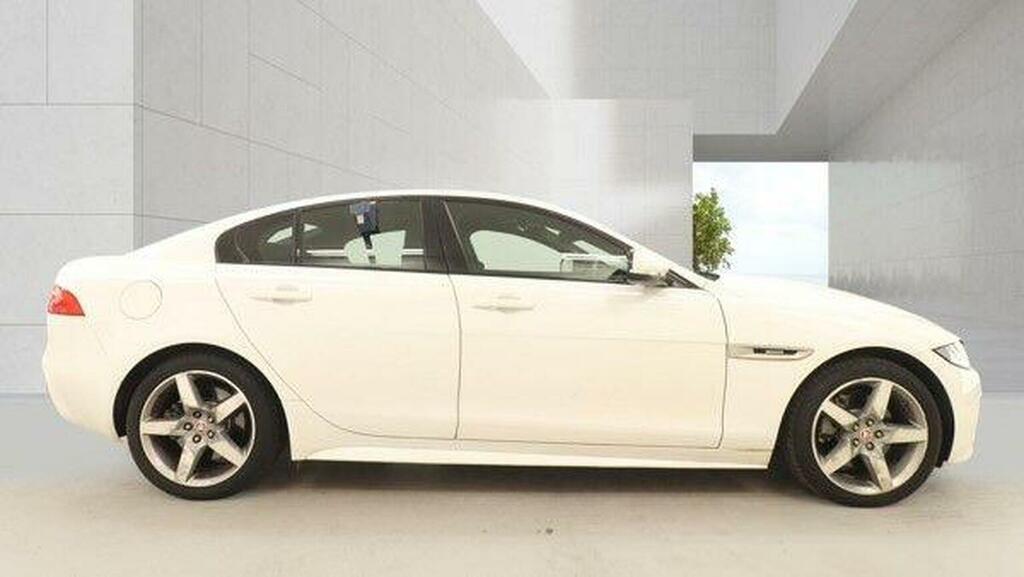 Jaguar XE 2.0 Gtdi R-sport Euro 6 Ss White #5