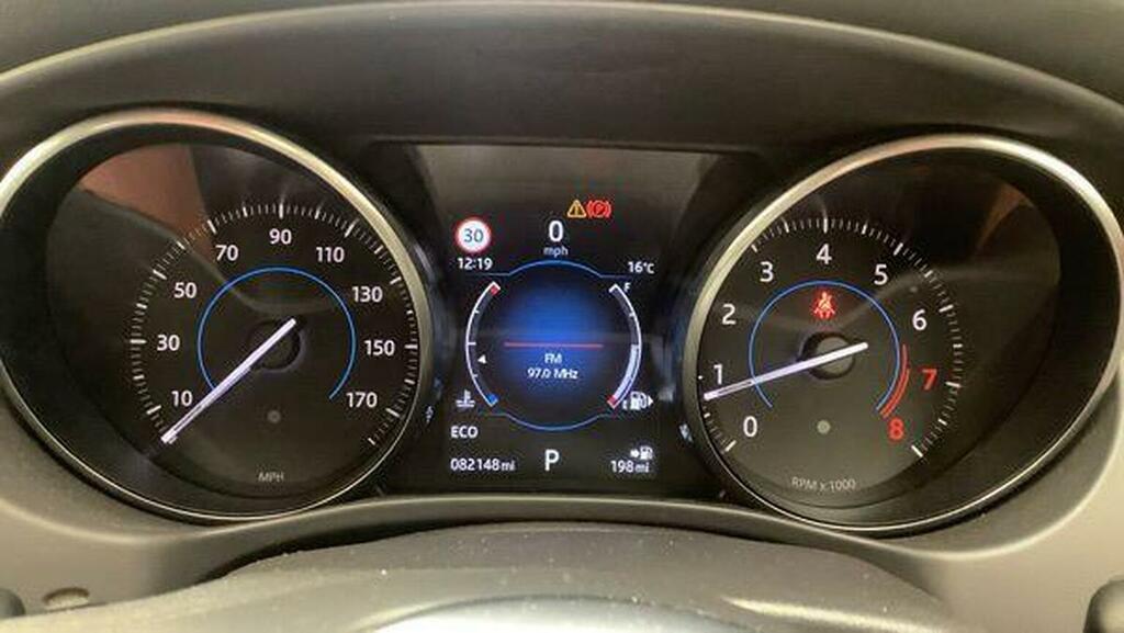 Jaguar XE  Red #11