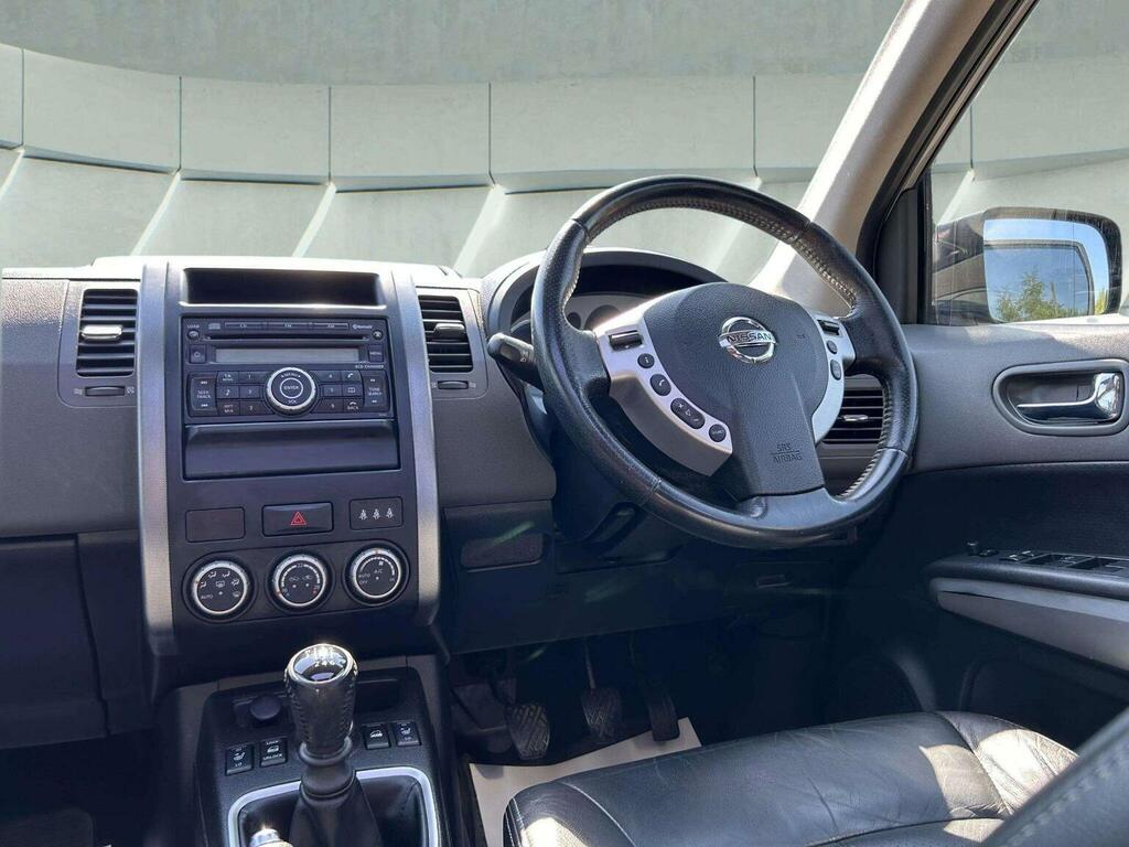 Nissan X-Trail Dci Tekna Silver #36