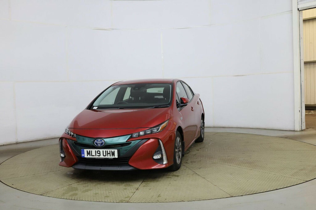 Toyota Prius+ Mpv White #13