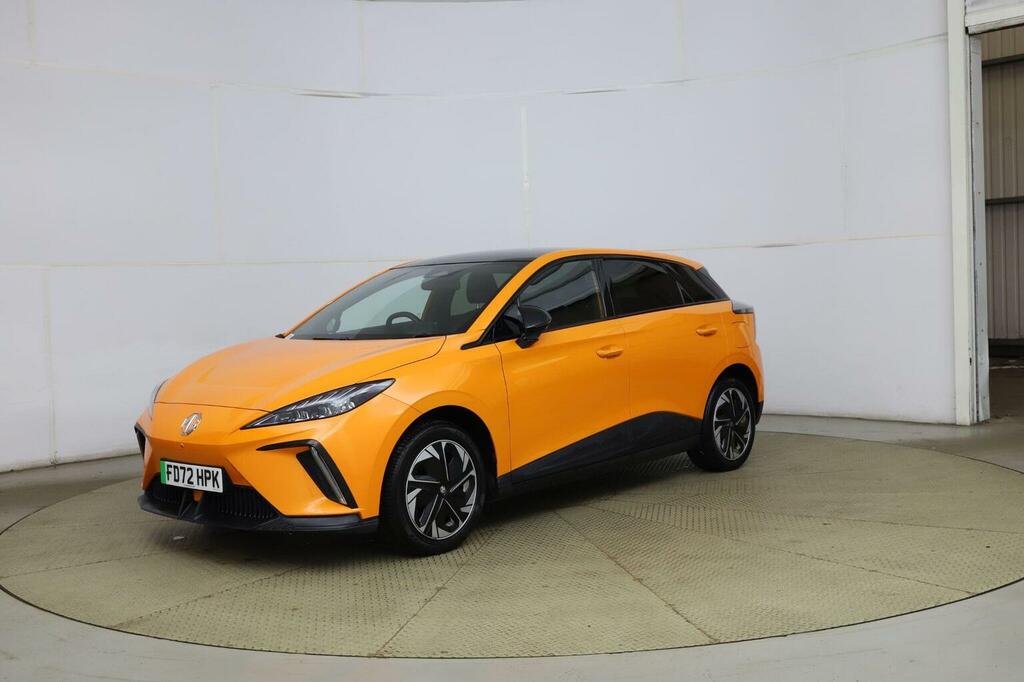 MG MG4 Hatchback 64Kwh Trophy Long Range 20227 Orange