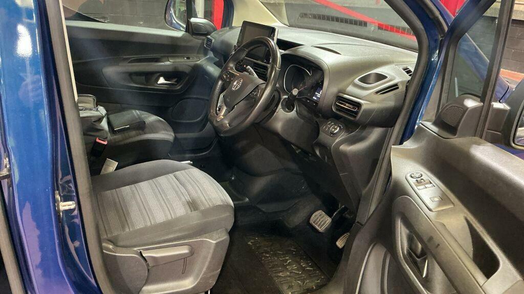 Vauxhall Combo Life 1.2 Turbo Energy White #11
