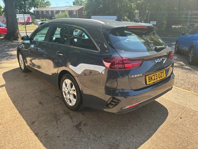 Kia Ceed 1.6 Crdi Mhev 2 Nav Sportswagon Hybrid Grey #4