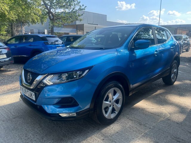 Nissan Qashqai 1.3 Dig-t Acenta Premium Suv Eur VL19GUK Blue #2