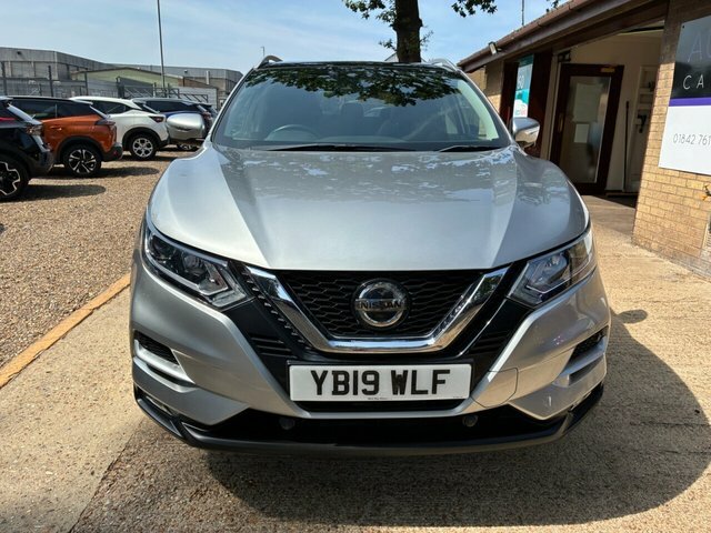 Nissan Qashqai 1.3 Dig-t N-connecta Suv Euro 6 YB19WLF Silver #2