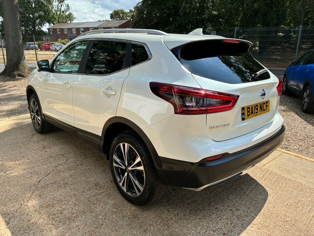 Nissan Qashqai 1.3 Dig-t N-connecta Suv Euro 6 BA19NCF White #5
