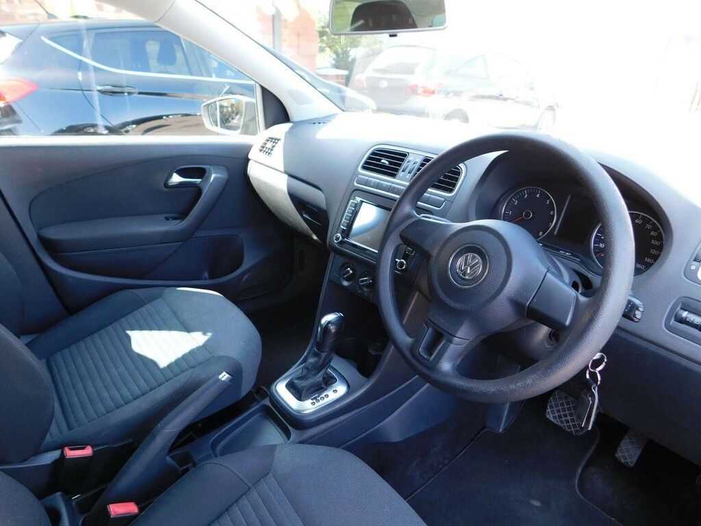 Volkswagen Polo 1.4 L 1.4 Match Hatchback Euro 5 Grey #13