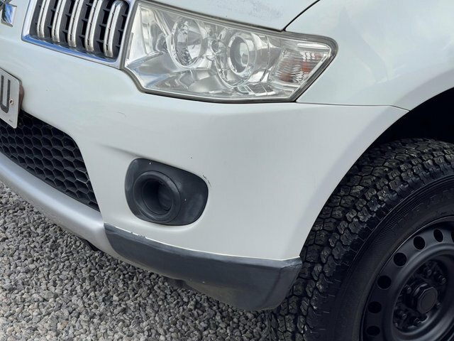 Mitsubishi L200  Black #38