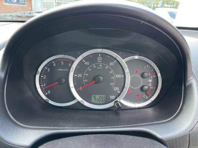 Mitsubishi L200  Black #8