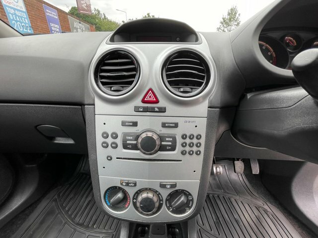 Vauxhall Corsa 1.2I Ecoflex 16V Exclusiv Euro 5 Ss Ac Black #12