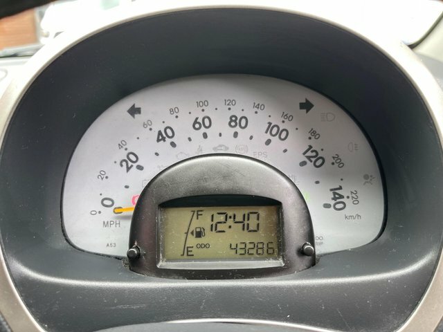 Daihatsu Sirion 1.3 Se Hatchback 137 Gkm, 85 B Red #8
