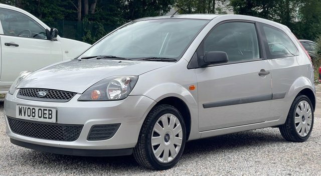 Ford Fiesta Style Climate Silver #2